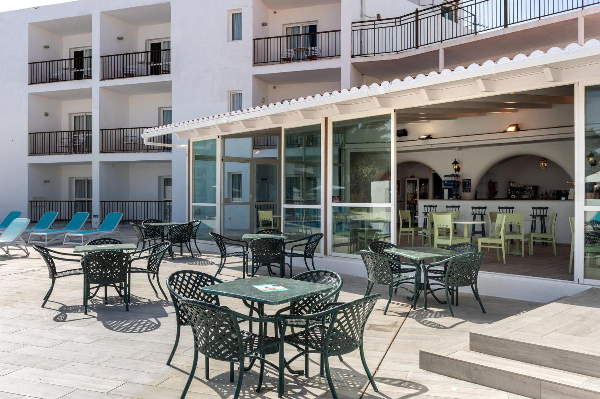 Aparthotel Vibra Club Maritim San Antonio  Kültér fotó
