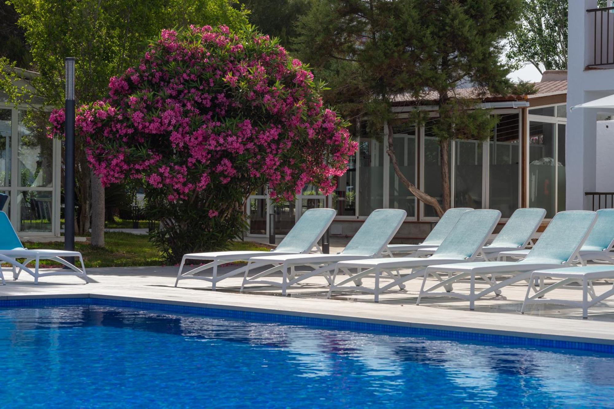 Aparthotel Vibra Club Maritim San Antonio  Kültér fotó