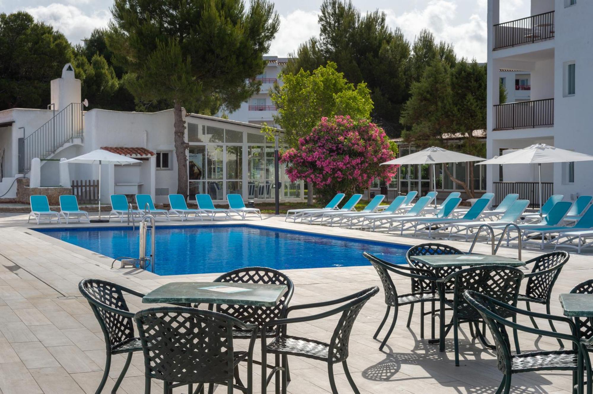 Aparthotel Vibra Club Maritim San Antonio  Kültér fotó